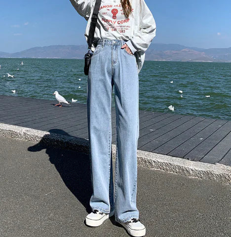 High Rise Loose Fit Black Boyfriend Jeans for Women