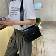 Versatile Women's Single Shoulder Crossbody Bag