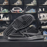 Men's Dunk Black and White Panda Sneakers (Couples)