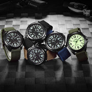 Men's Quartz Watch with Nylon Strap and Calendar Feature