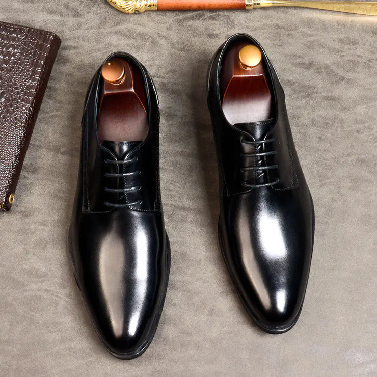British Lace-Up Men&