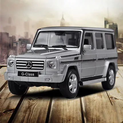 1:24 Alloy Mercedes-Benz G-Class Model Car Display