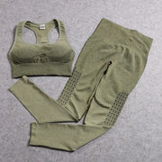 Women's Seamless Yoga Set - 2-Piece Workout Outfit