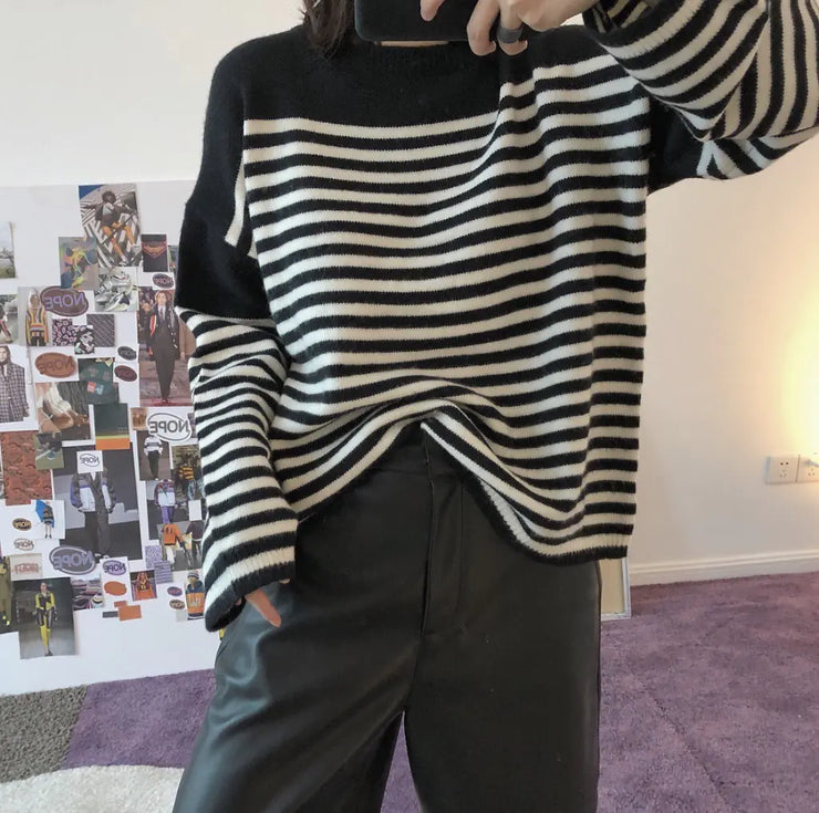 Chic Striped Knit Sweater for Women - Loose Fit
