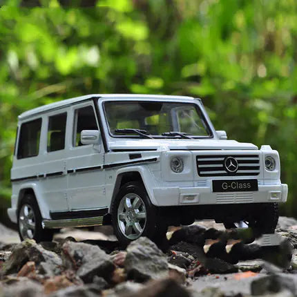 1:24 Alloy Mercedes-Benz G-Class Model Car Display